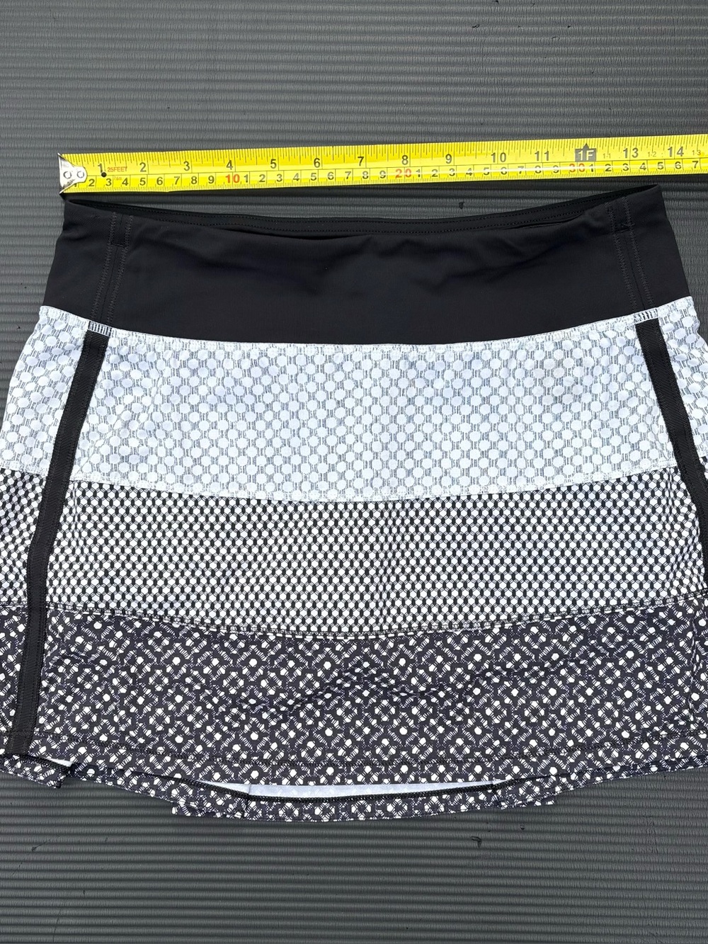 Lululemon Pace Rival Skirt II Black and White Tiered Dotted Skirt - Picture 4 of 7